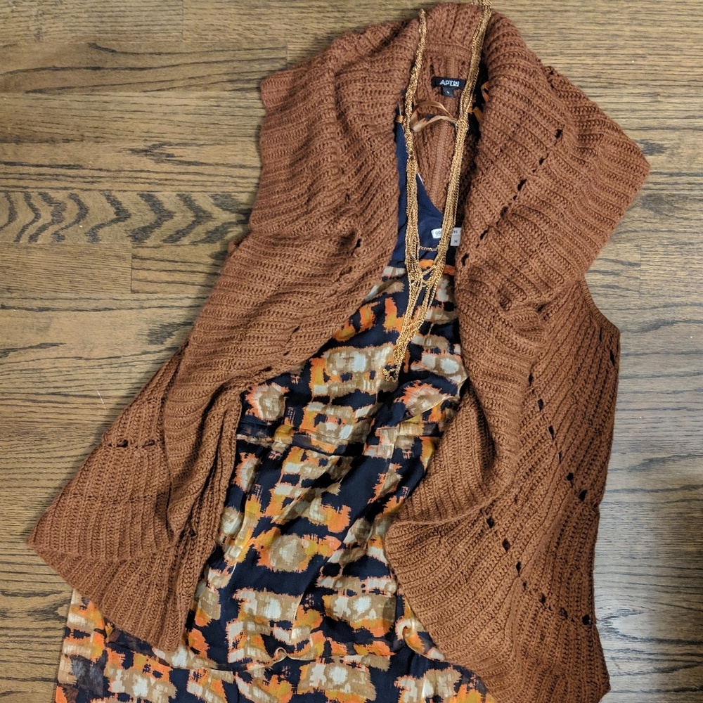 Apt9 Brown Circle Shrug - Picture 7 of 7